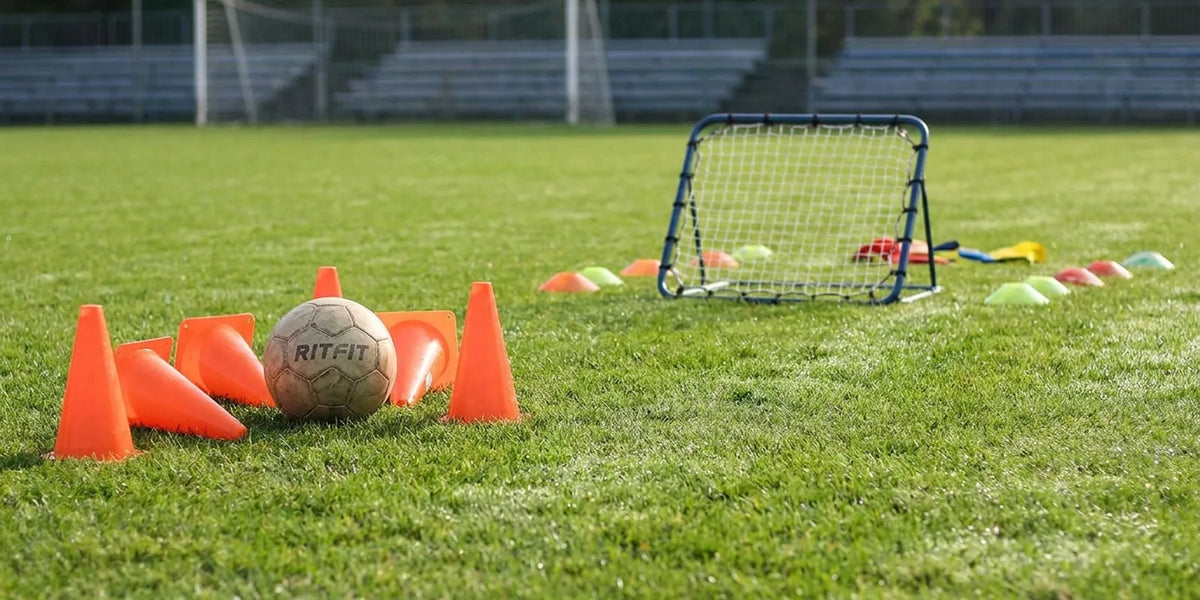 23 Best Soccer Drills for Beginners - Ball Control Passing Shooting