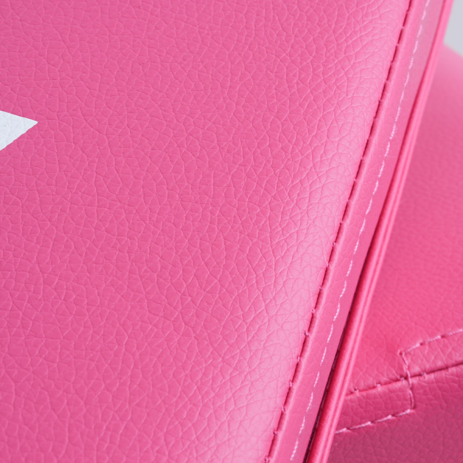 PLC01 Pink Soft Litchi-Grain Pad Surface